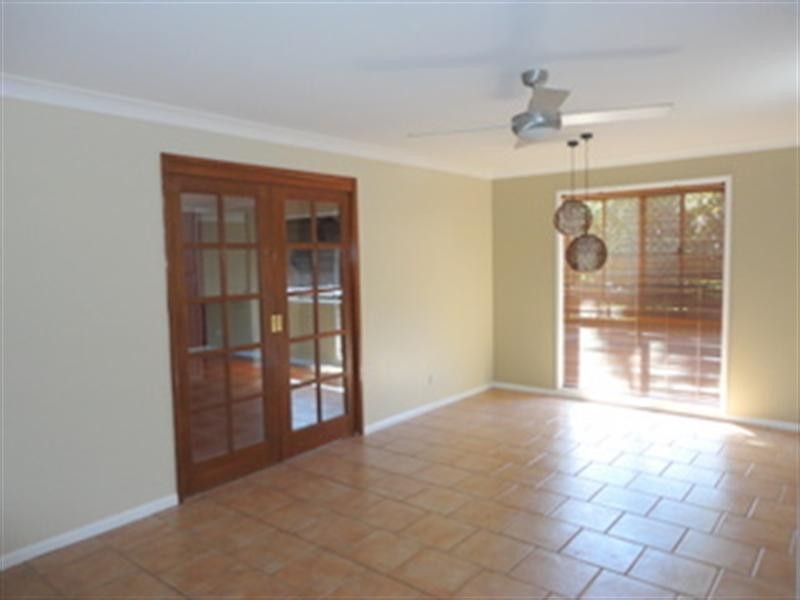 On Maple Avenue, Camira QLD 4300