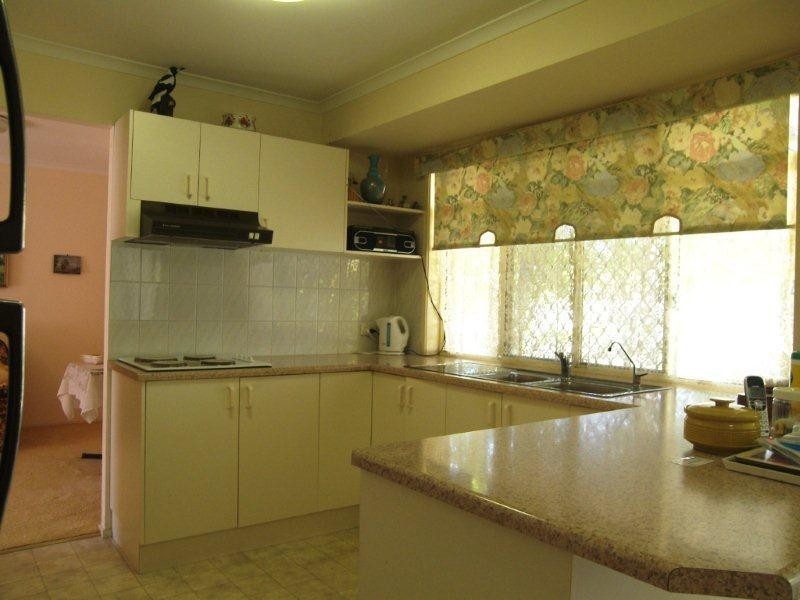 5 Carnation Close, Springfield QLD 4300