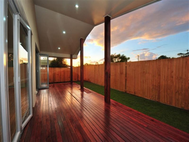 On Karnak Court, Camira QLD 4300