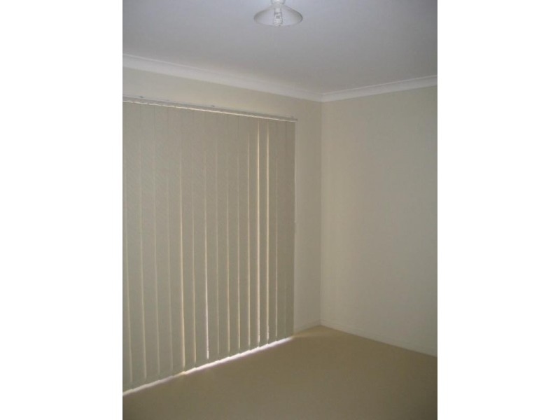 9 Clearpoint Way, Springfield Lakes QLD 4300