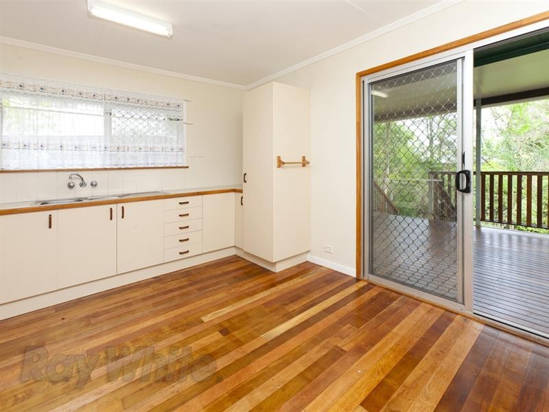 9 Arnhem Street, Gailes QLD 4300