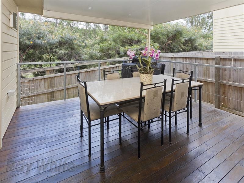 38 Creekside Drive, Springfield Lakes QLD 4300