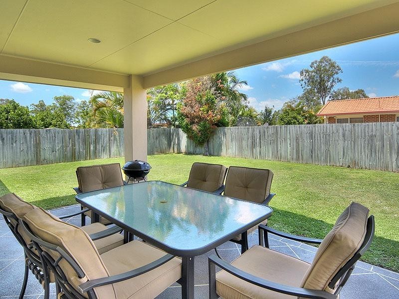 20 Curlew Place, Riverhills QLD 4074