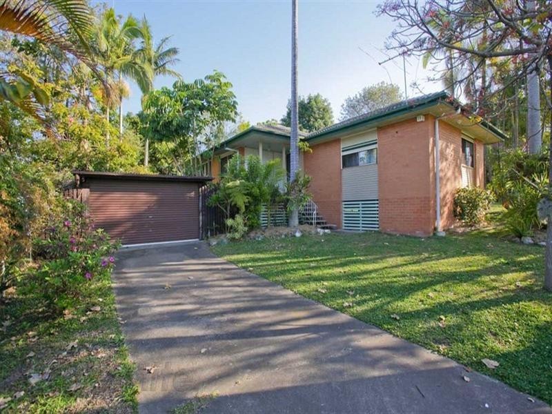 On Monoceros Street, Inala QLD 4077