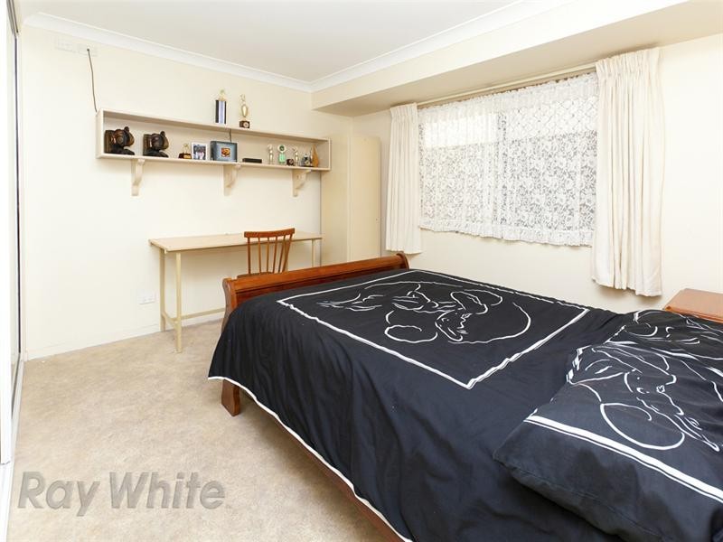 5 Derwent Place, Springfield QLD 4300