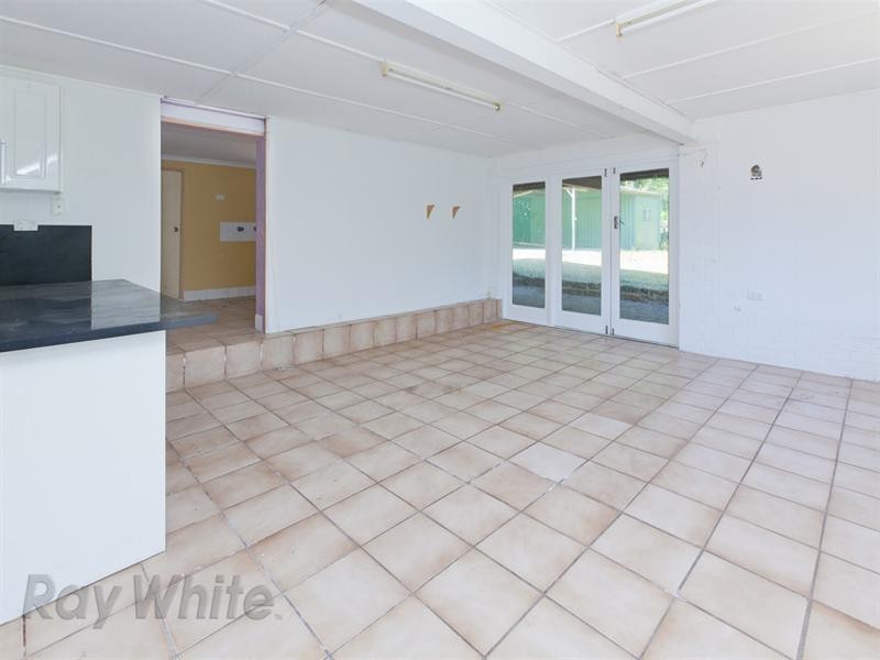 44 Hallett Avenue, Camira QLD 4300