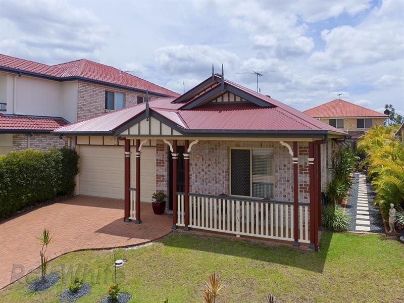 11 Flora Link, Springfield Lakes QLD 4300