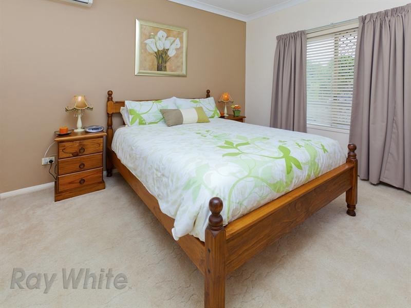 11 Flora Link, Springfield Lakes QLD 4300