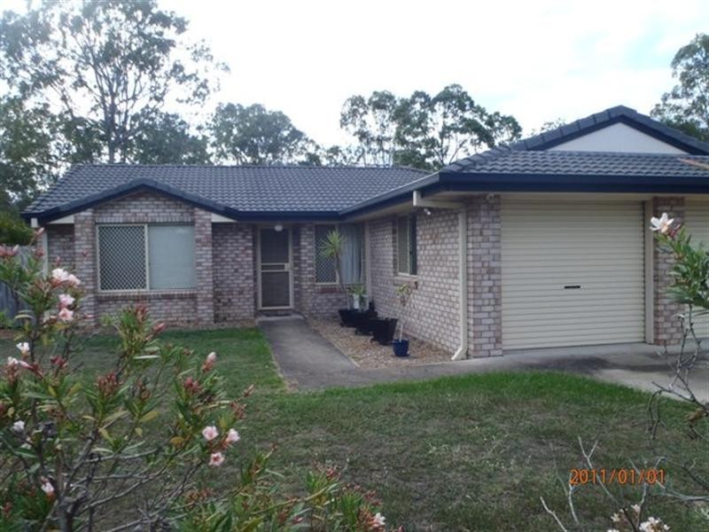 On Sandy Creek Avenue, Camira QLD 4300
