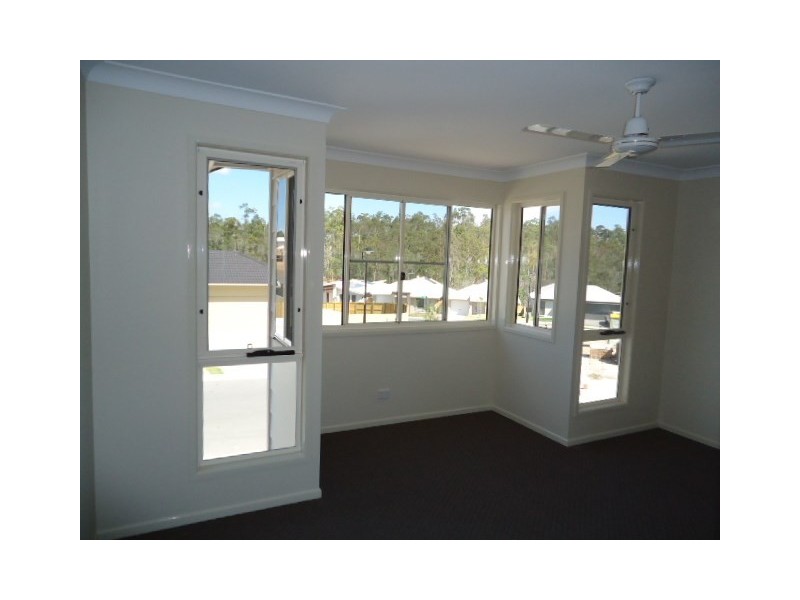 10 Pimento Place, Springfield Lakes QLD 4300