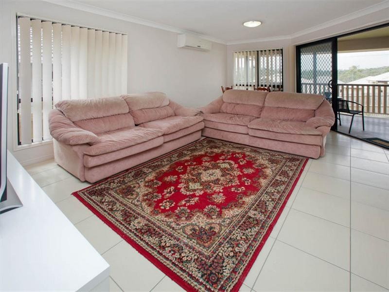 On Carnarvon Avenue, Springfield Lakes QLD 4300