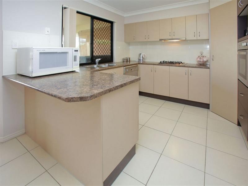On Carnarvon Avenue, Springfield Lakes QLD 4300