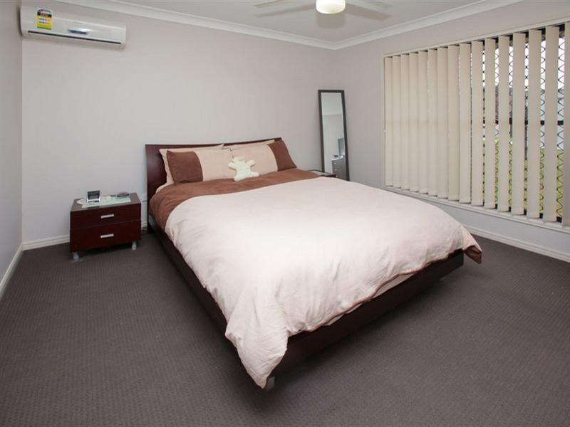 On Carnarvon Avenue, Springfield Lakes QLD 4300