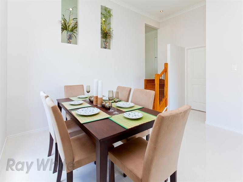 7 Rosella Crescent, Springfield Lakes QLD 4300