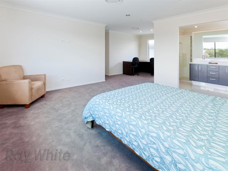7 Rosella Crescent, Springfield Lakes QLD 4300