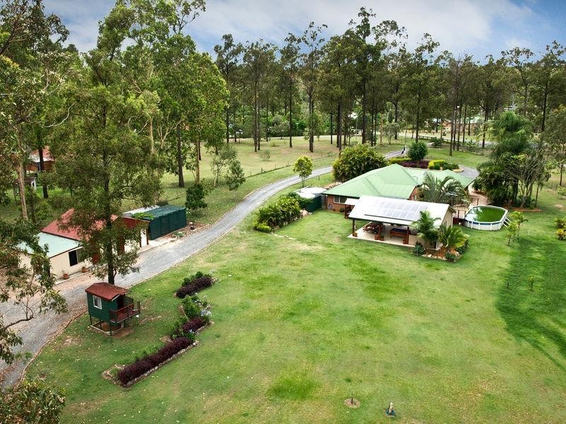 73 Jindabyne Court, Greenbank QLD 4124