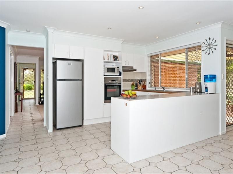 73 Jindabyne Court, Greenbank QLD 4124