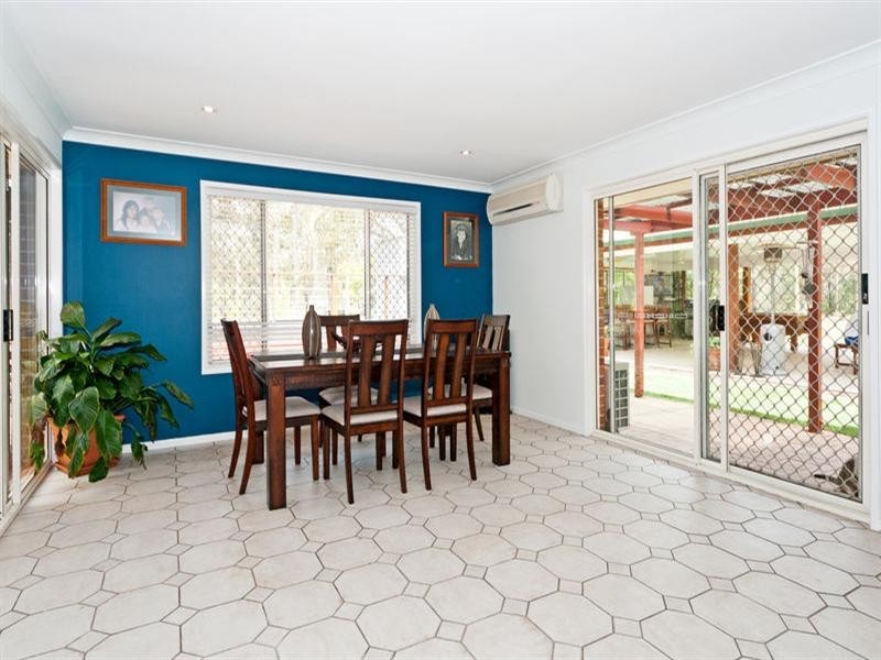 73 Jindabyne Court, Greenbank QLD 4124