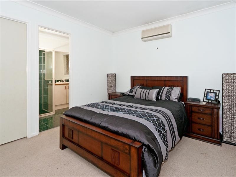 73 Jindabyne Court, Greenbank QLD 4124