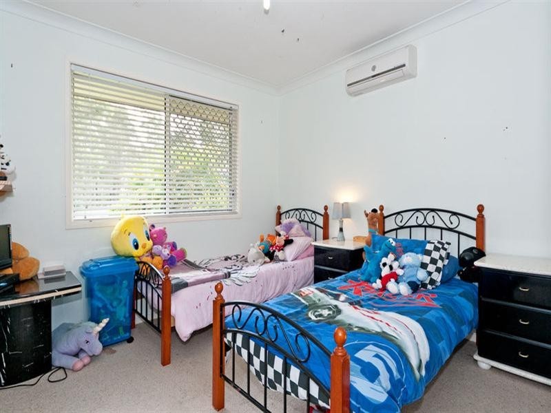 73 Jindabyne Court, Greenbank QLD 4124