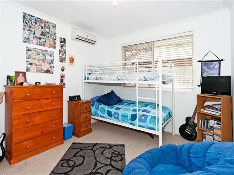73 Jindabyne Court, Greenbank QLD 4124