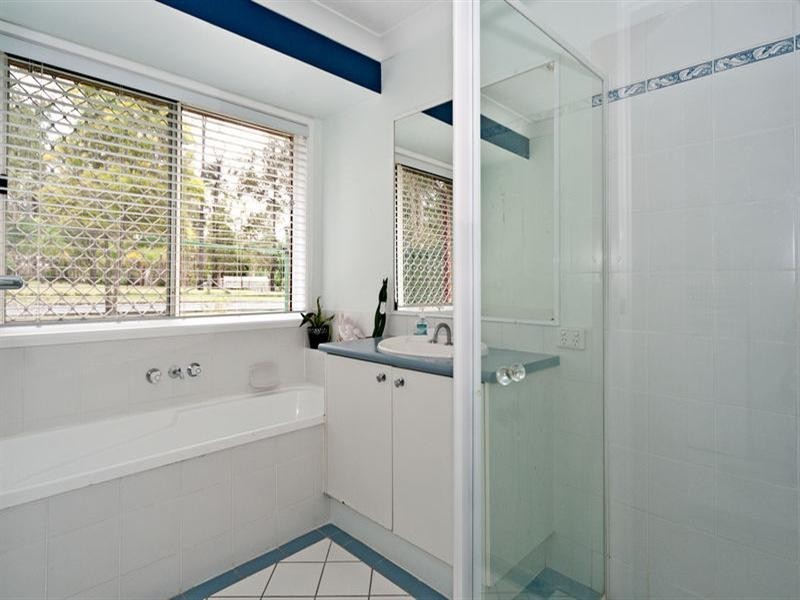 73 Jindabyne Court, Greenbank QLD 4124