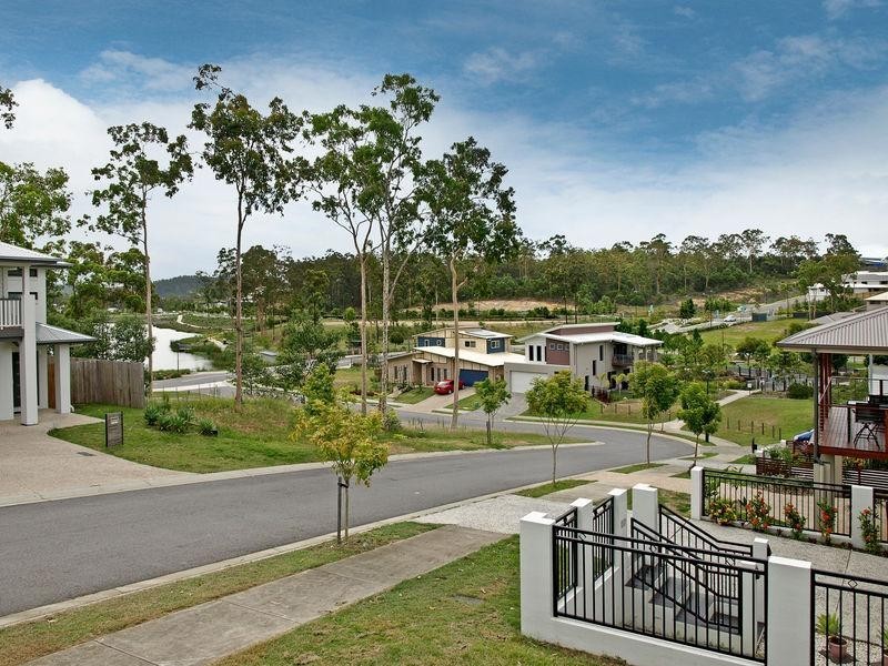 15 Cascades Street, Springfield Lakes QLD 4300