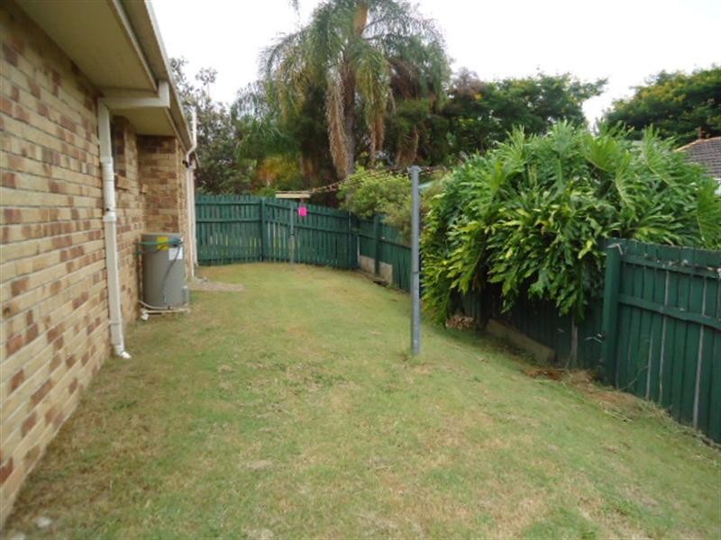 On Bankswood Court, Camira QLD 4300