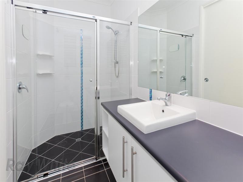 43 The Promenade, Springfield Lakes QLD 4300