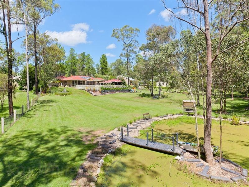 32 Tigercat Court, Greenbank QLD 4124