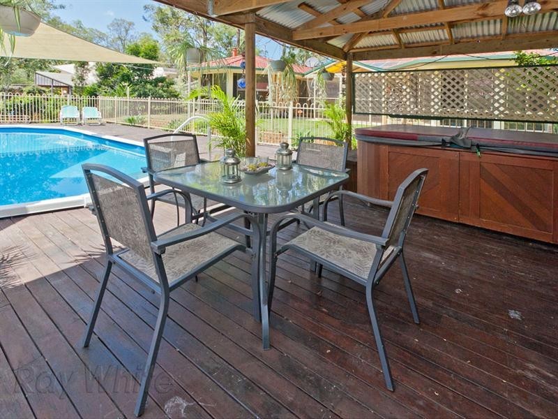 32 Tigercat Court, Greenbank QLD 4124