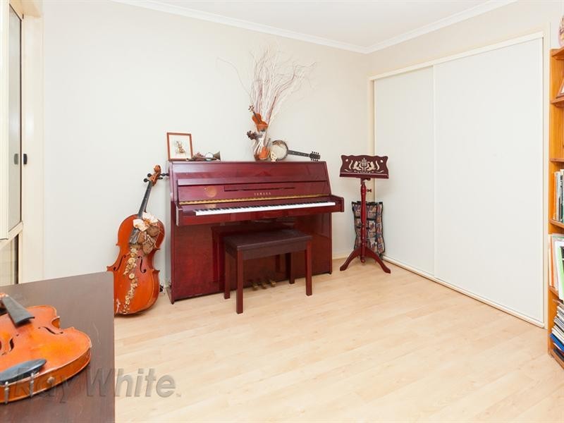 32 Tigercat Court, Greenbank QLD 4124