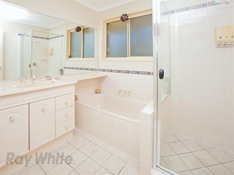 32 Tigercat Court, Greenbank QLD 4124
