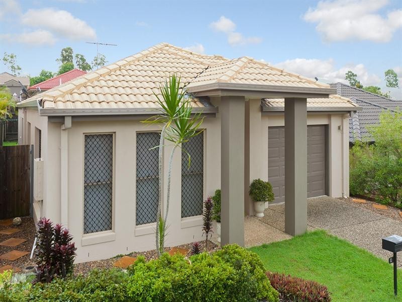 9 Darter Place, Springfield Lakes QLD 4300