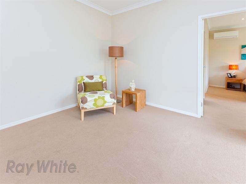 275 Lakeside Avenue, Springfield Lakes QLD 4300