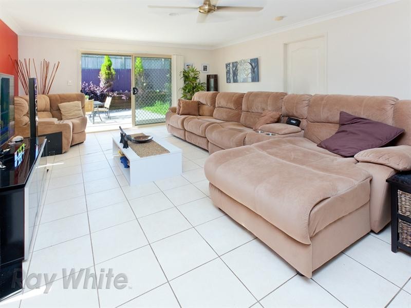 16 Canterbury Bells Circuit, Springfield Lakes QLD 4300