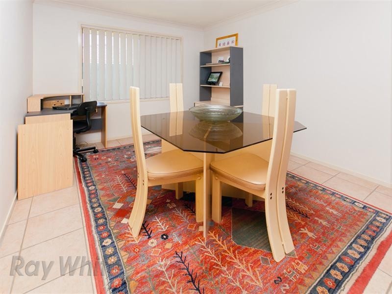 11 Bankswood Crescent, Camira QLD 4300