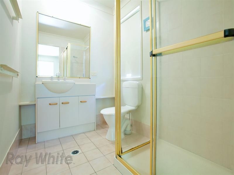 11 Bankswood Crescent, Camira QLD 4300