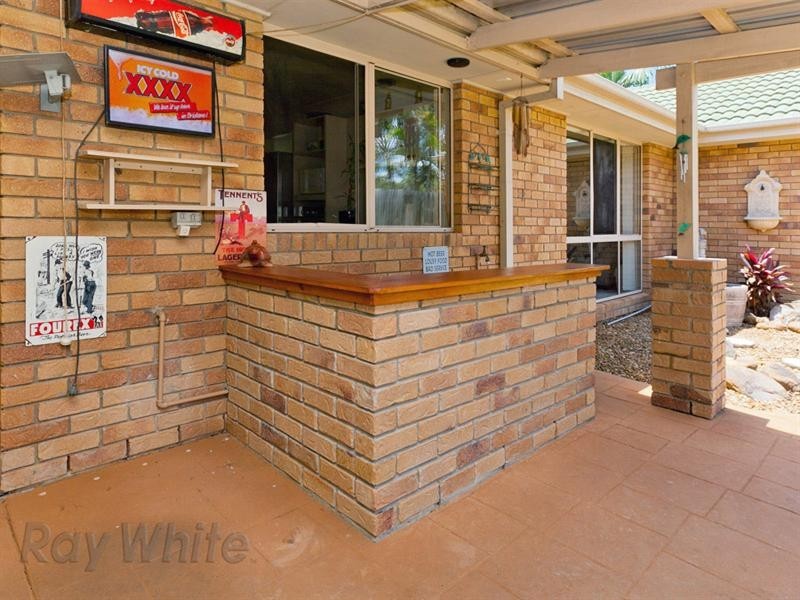 11 Bankswood Crescent, Camira QLD 4300