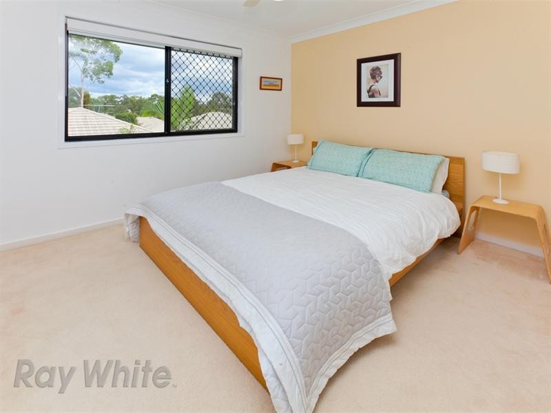 6 Fort Close, Springfield Lakes QLD 4300