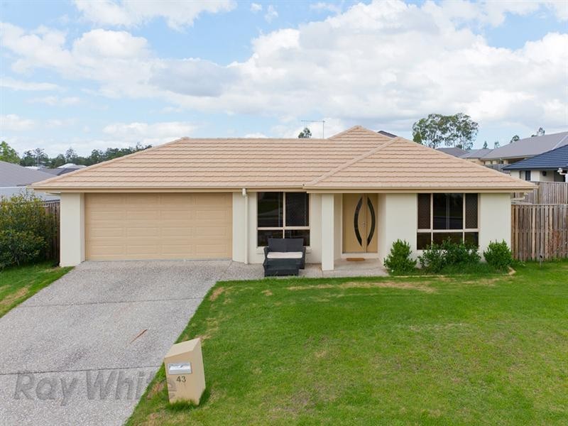 43 Trinity Crescent, Augustine Heights QLD 4300