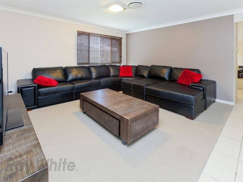 43 Trinity Crescent, Augustine Heights QLD 4300