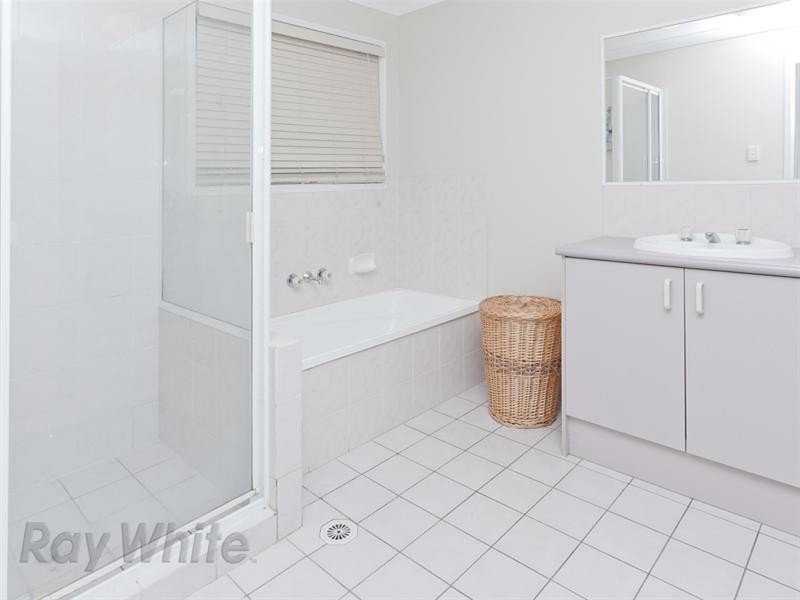 7 Ravenswood Lane, Springfield QLD 4300