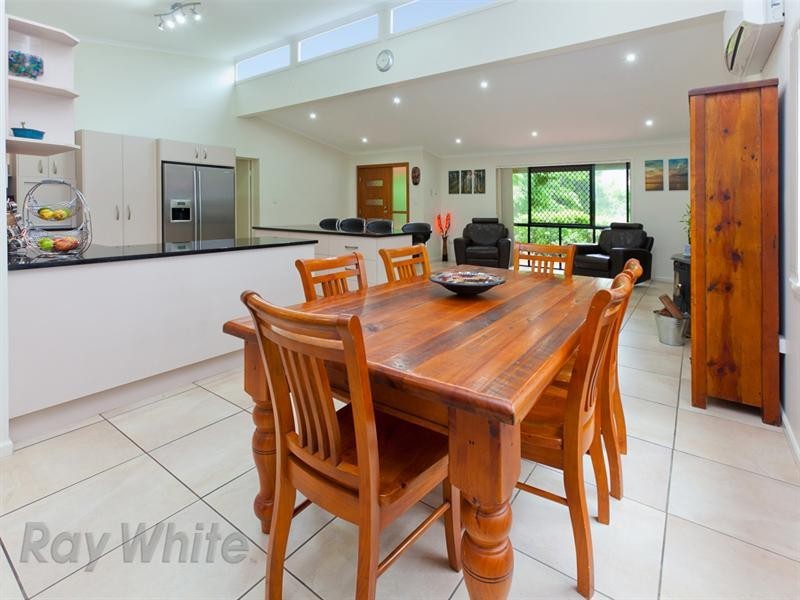 15 Ishmael Road, Camira QLD 4300