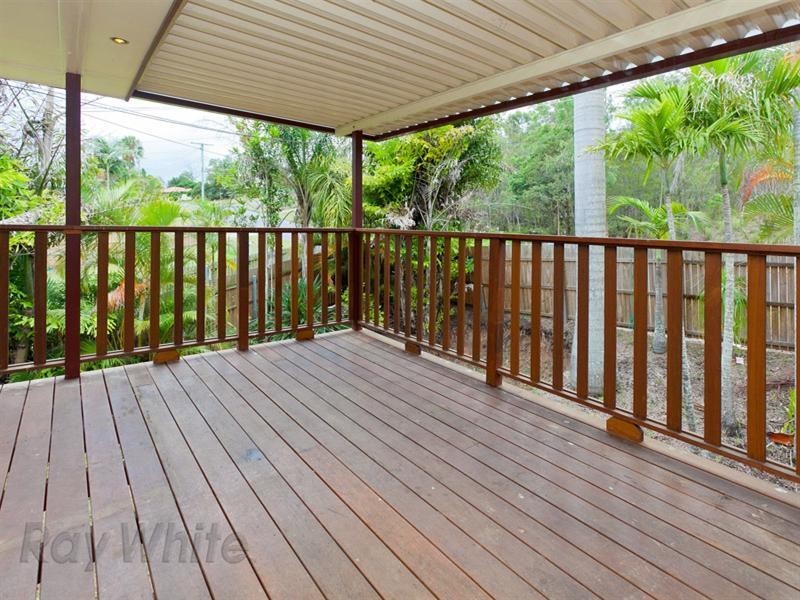 33 Karen Street, Camira QLD 4300