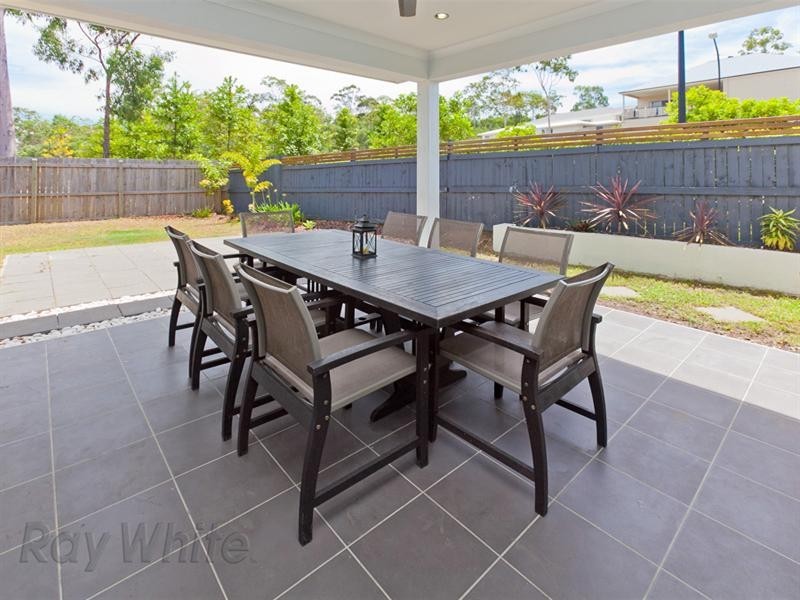 10 Cruiser Close, Springfield Lakes QLD 4300