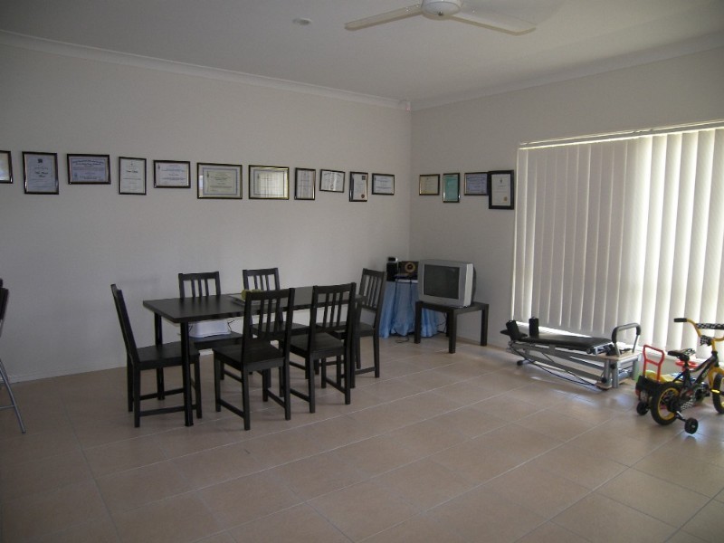 10 Lloyd Bird Crescent, Springfield Lakes QLD 4300
