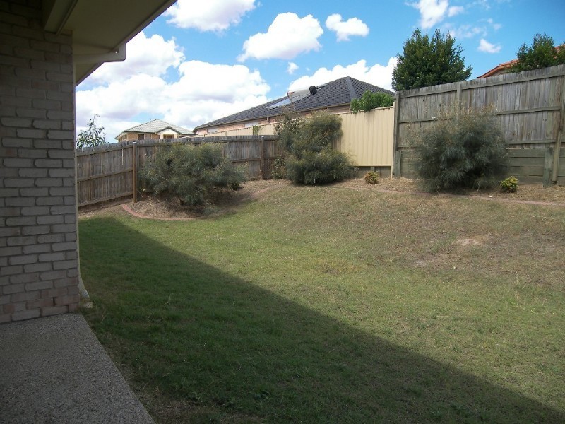 10 Lloyd Bird Crescent, Springfield Lakes QLD 4300