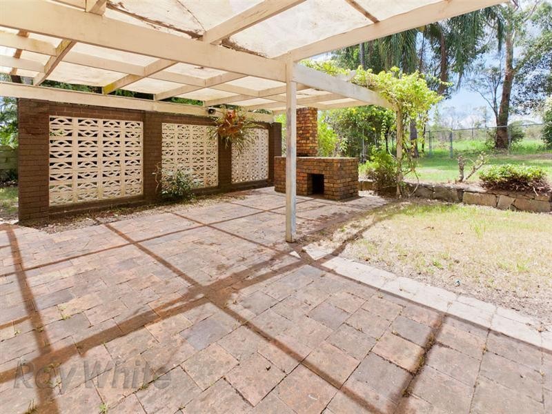 1 Ron Street, Camira QLD 4300