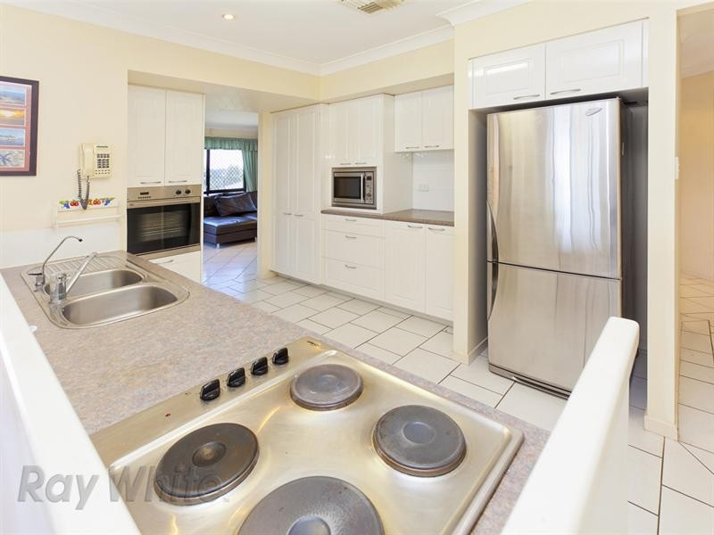 5 Derwent Place, Springfield QLD 4300